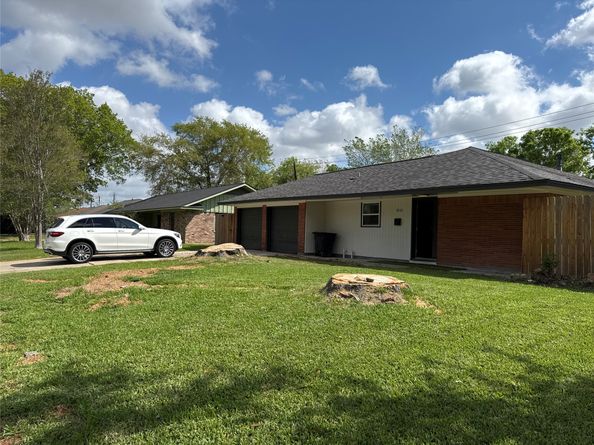 8733 Lugary Drive, Houston TX 77074