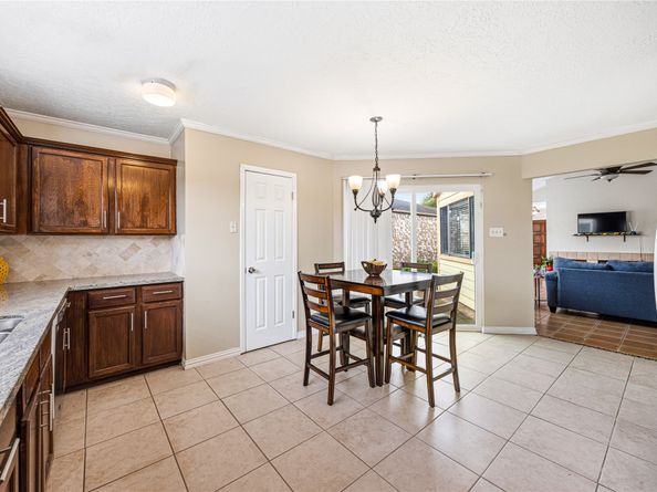 9206 Homeland Drive, Houston TX 77083