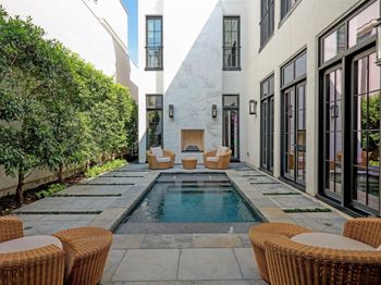 2521 Westgate Drive