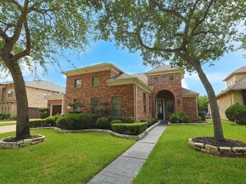 935 Poydras Street