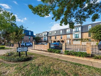 2400 N Braeswood Boulevard