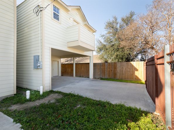 7750 Avenue J, Houston TX 77012