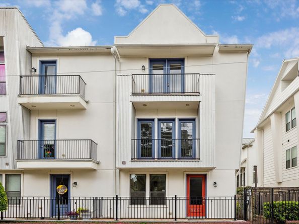 5714 Kansas Street, Houston TX 77007