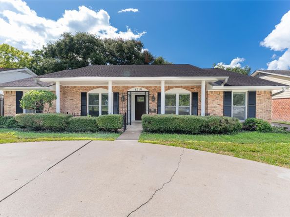 6119 S Braeswood Boulevard, Houston TX 77096