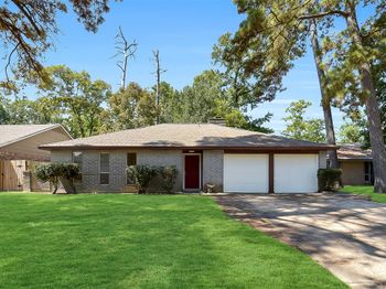 23123 Lestergate Drive