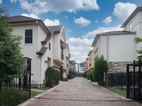 2804 Sherwin Street, Houston TX 77007