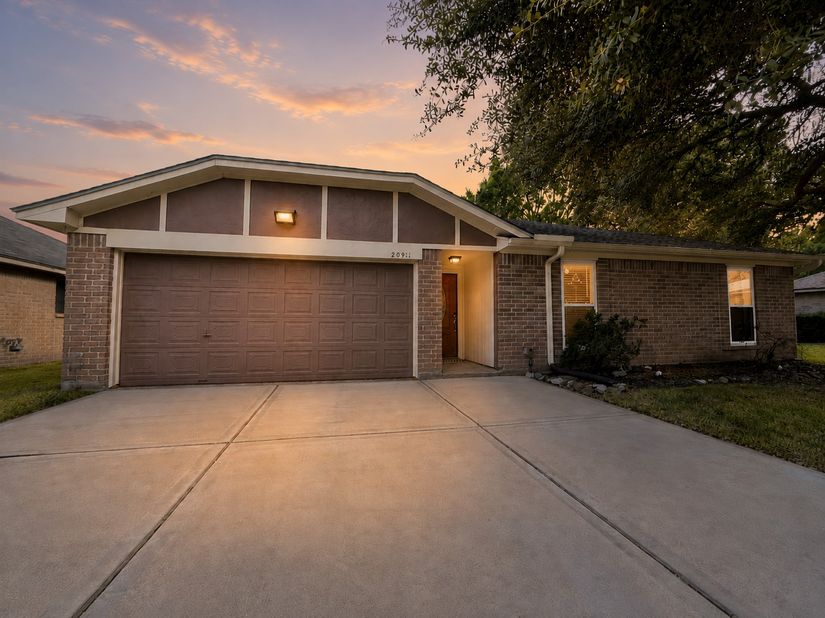 20911 Park Bridge Drive, Katy TX 77450