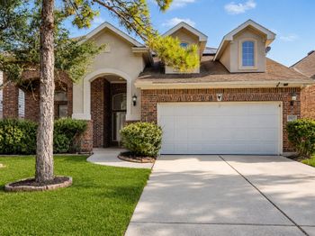 9907 Heritage Waters Court