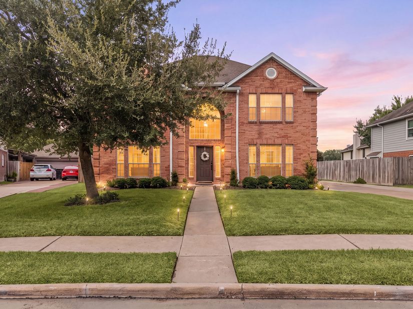 14018 Ragus Lake Drive, Sugar Land TX 77498