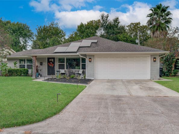 4846 Creekbend Drive, Houston TX 77035