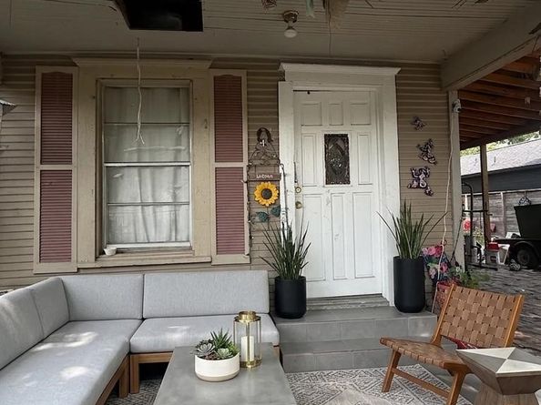 7019 Finn Street, Houston TX 77022