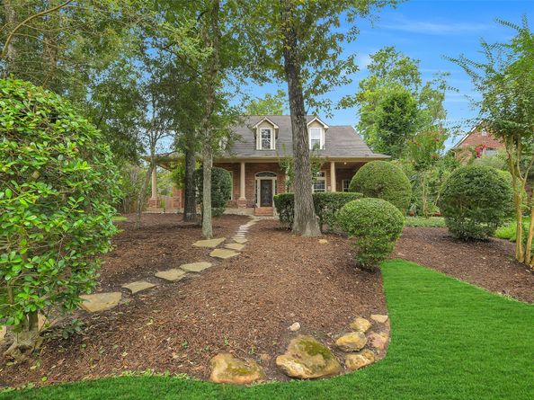 7 Larkspur Trail, The Woodlands TX 77382