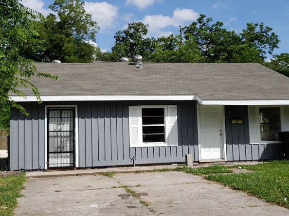 7319 Mountbatten Road, Houston TX 77033