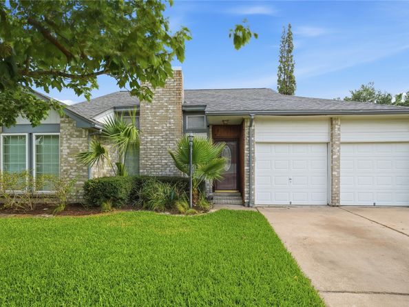 16926 Applecross Lane, Houston TX 77084