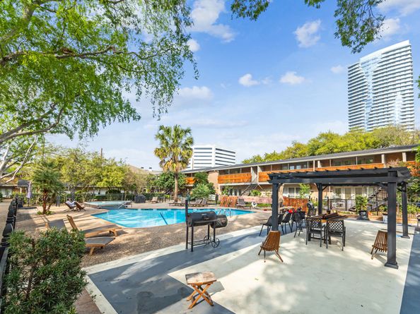 3922 W Alabama Street 1, Houston TX 77027