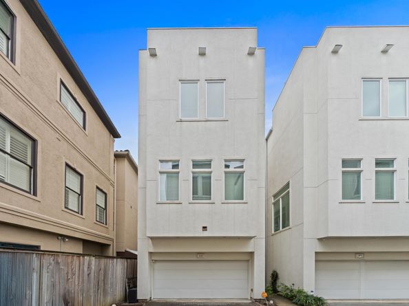 120 Pierce Street, Houston TX 77002