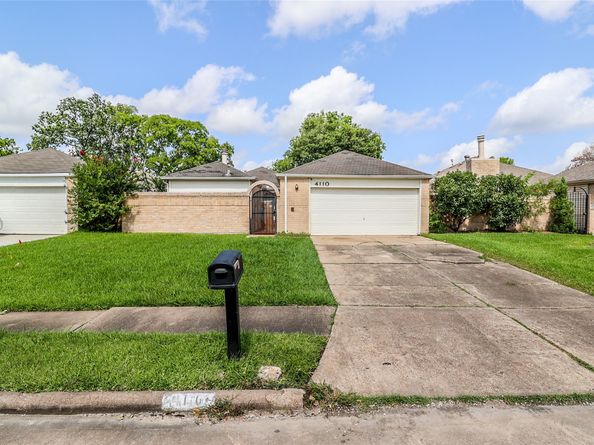 4110 Summit Valley Drive, Houston TX 77082