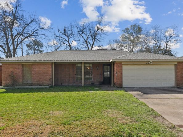 807 Turney Drive, Houston TX 77038