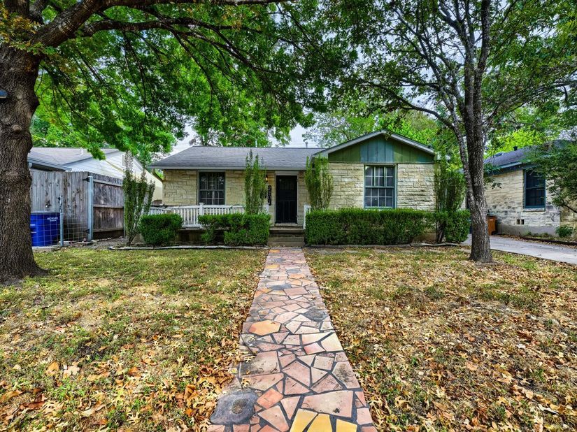 2207 Euclid Ave, Austin TX 78704