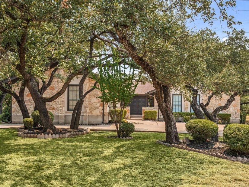 106 White Sands DR, Lakeway TX 78734