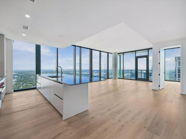 610 Davis ST 4401, Austin TX 78701