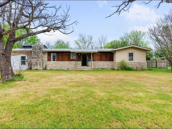 1100 Neans DR, Austin TX 78758