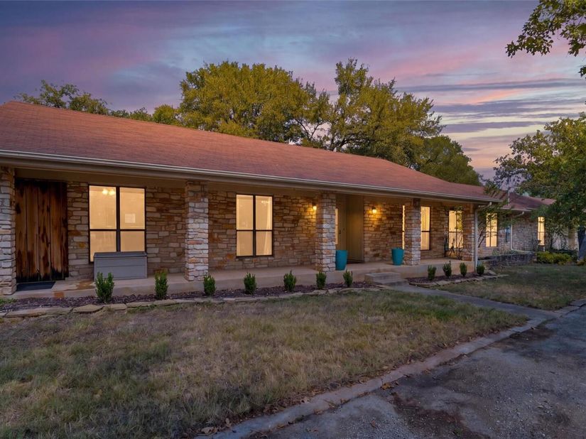 312 Southcross RD, Georgetown TX 78628