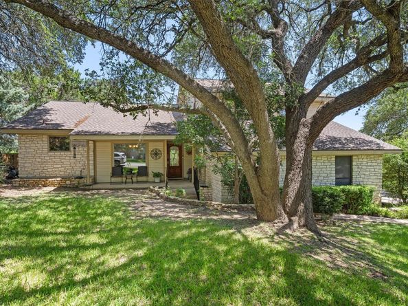 104 El Norte CT, Lakeway TX 78734