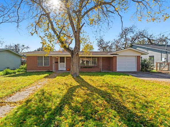 1207 Dwyce DR, Austin TX 78757