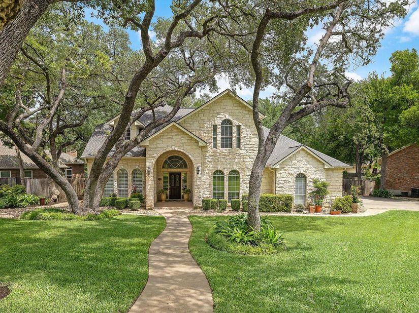 2929 Cedar Crest CIR, Round Rock TX 78665