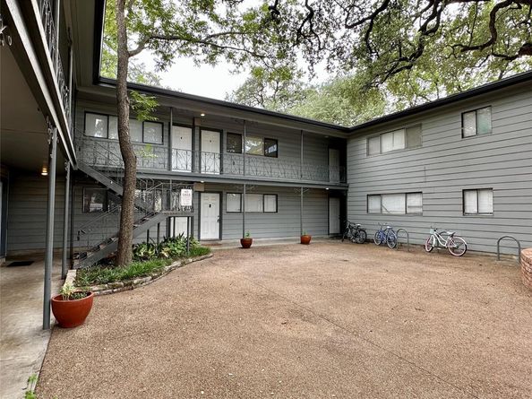 803 W 28th ST 106, Austin TX 78705