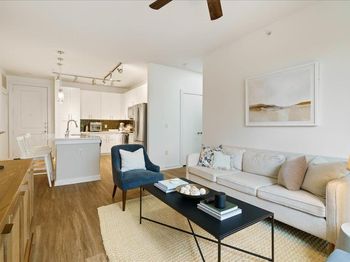 1900 Barton Springs RD