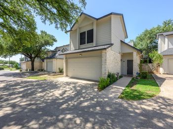 12212 Brigadoon LN