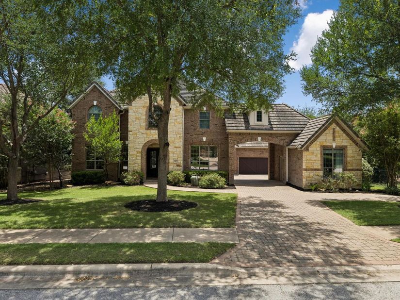 11813 Eagles Glen DR, Austin TX 78732