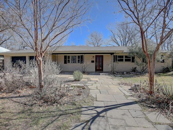 1607 S Elm ST, Georgetown TX 78626