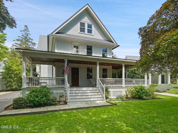 2 Wahneta Road, Old Greenwich CT 06870