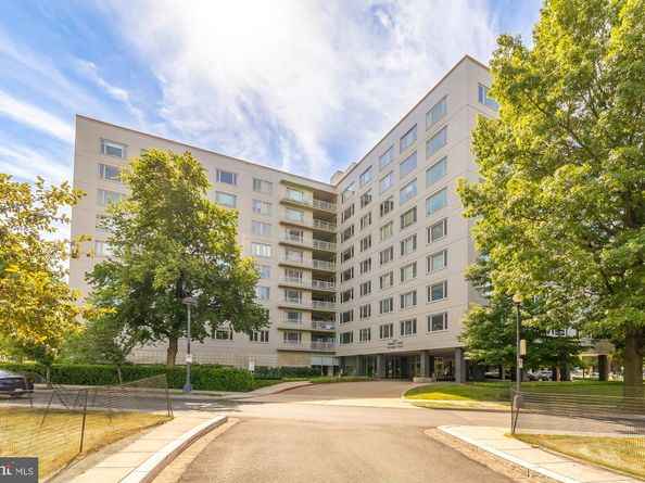 2475 Virginia Avenue NW 200/201, Washington DC 20037