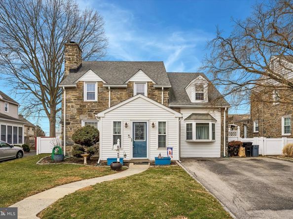 908 Roberts Avenue, Drexel Hill PA 19026