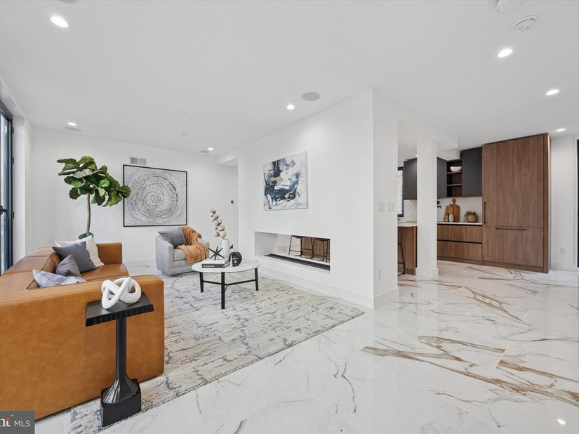 1922 Geary Street 9, Philadelphia PA 19145