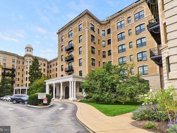 2853 Ontario Road NW