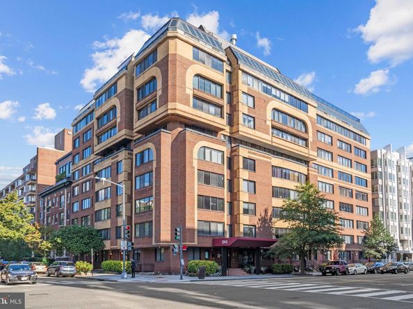 1245 13TH Street NW 215, Washington DC 20005