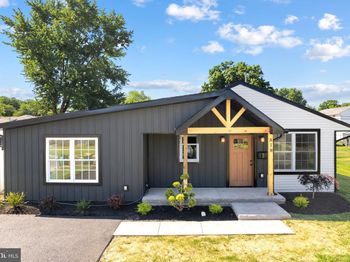 818 Chesterton Road