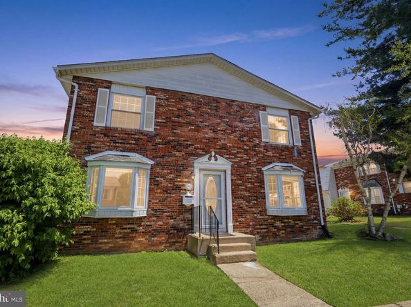 392 Rutgers Court, Bensalem PA 19020