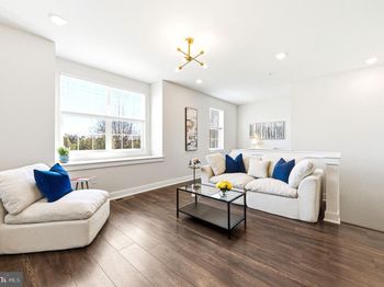 142 Annapolis Street