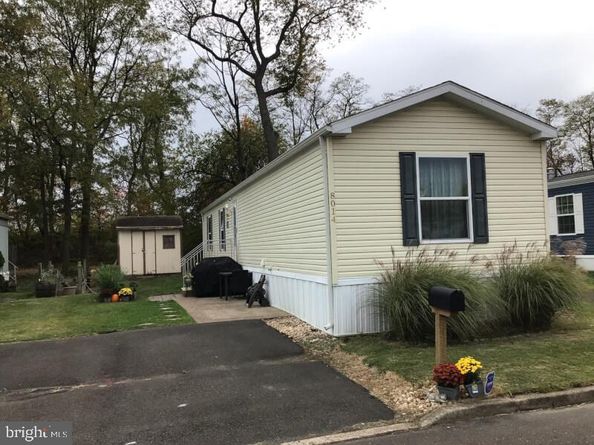 8014 Woodside Drive, Morrisville PA 19067