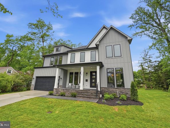2530 Stuart Place, Falls Church VA 22046