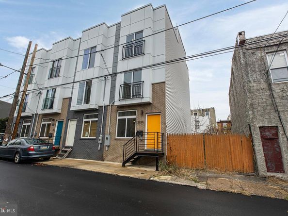 2035 N Orianna Street, Philadelphia PA 19122