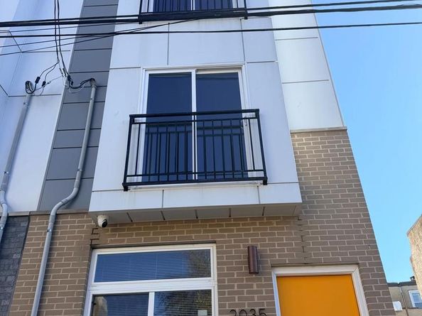 2035 N Orianna Street, Philadelphia PA 19122