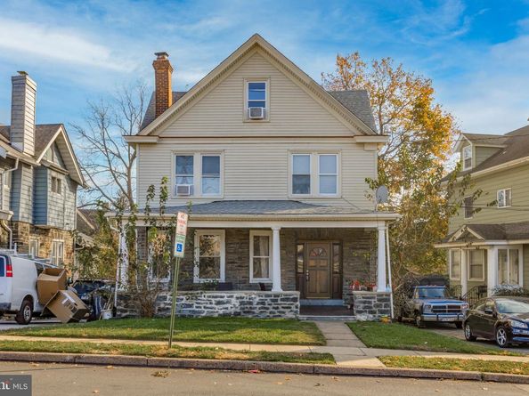 11 S Cedar Lane, Upper Darby PA 19082