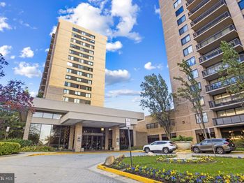 3709 S George Mason Drive